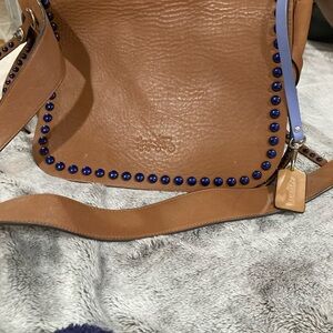 Coach Dakota 1941 with rivets